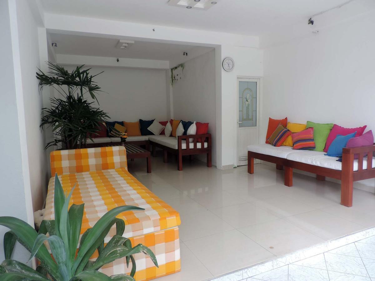 Primrose Guest House Unawatuna Exteriör bild